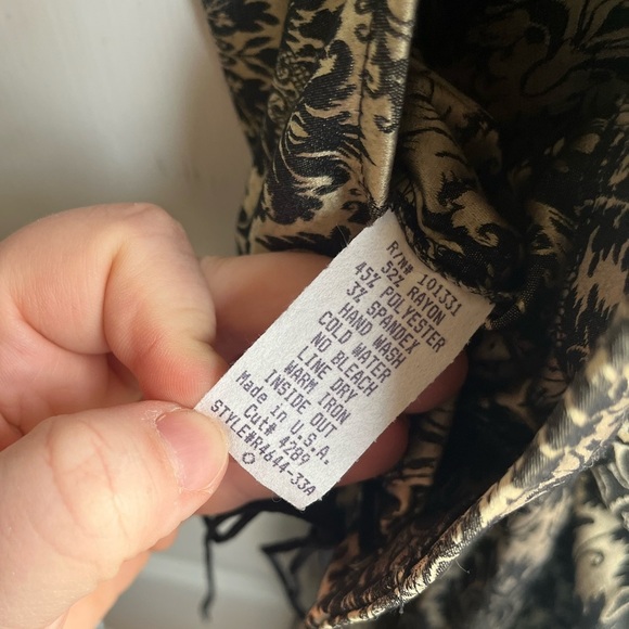 HEART.MOON.STAR. Rare‎ Damask Print Whimsigoth Moody Gothic 90s Flare Trousers - Picture 5 of 6